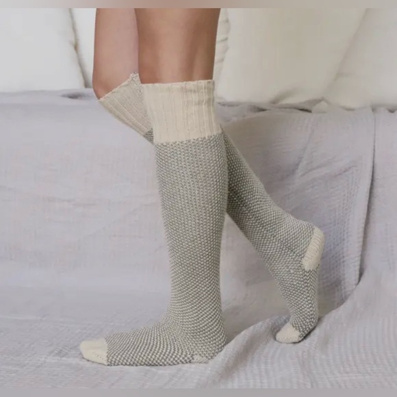 FREE 📦 #209. Two-Tone Lounge Socks - Picture 8 of 9